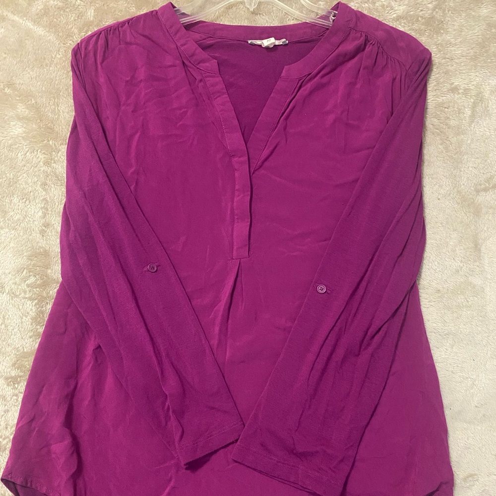 Pleione Magenta Long-Sleeve V-Neck Blouse
